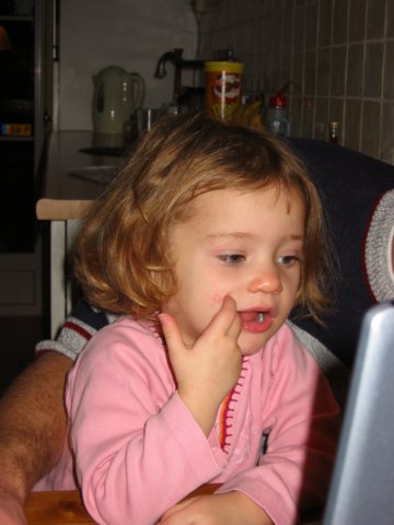 metpapaachterdecomputer.jpg